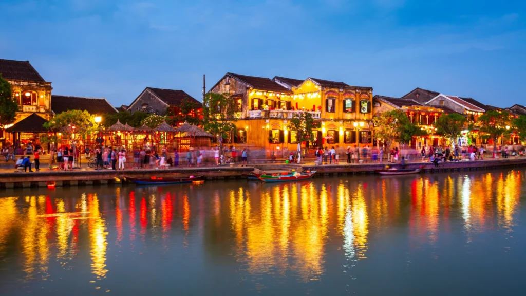 Promenada w Hoi An