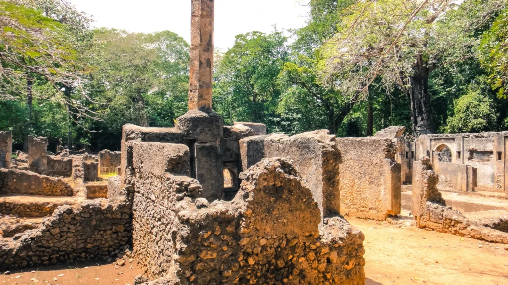 Ruiny miasta Gedi ludności Swahili